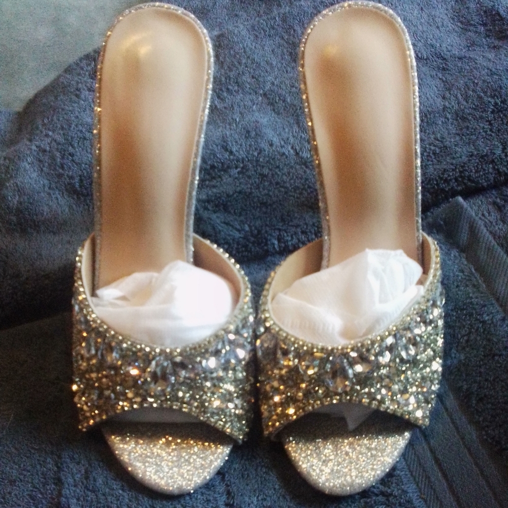 Elegant Silver Embellished Women's Heels